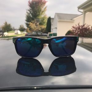 Polarized Oakley Sunglasses